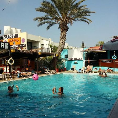 Kkaras Hotel 3 Star Ayia Napa Exterior foto