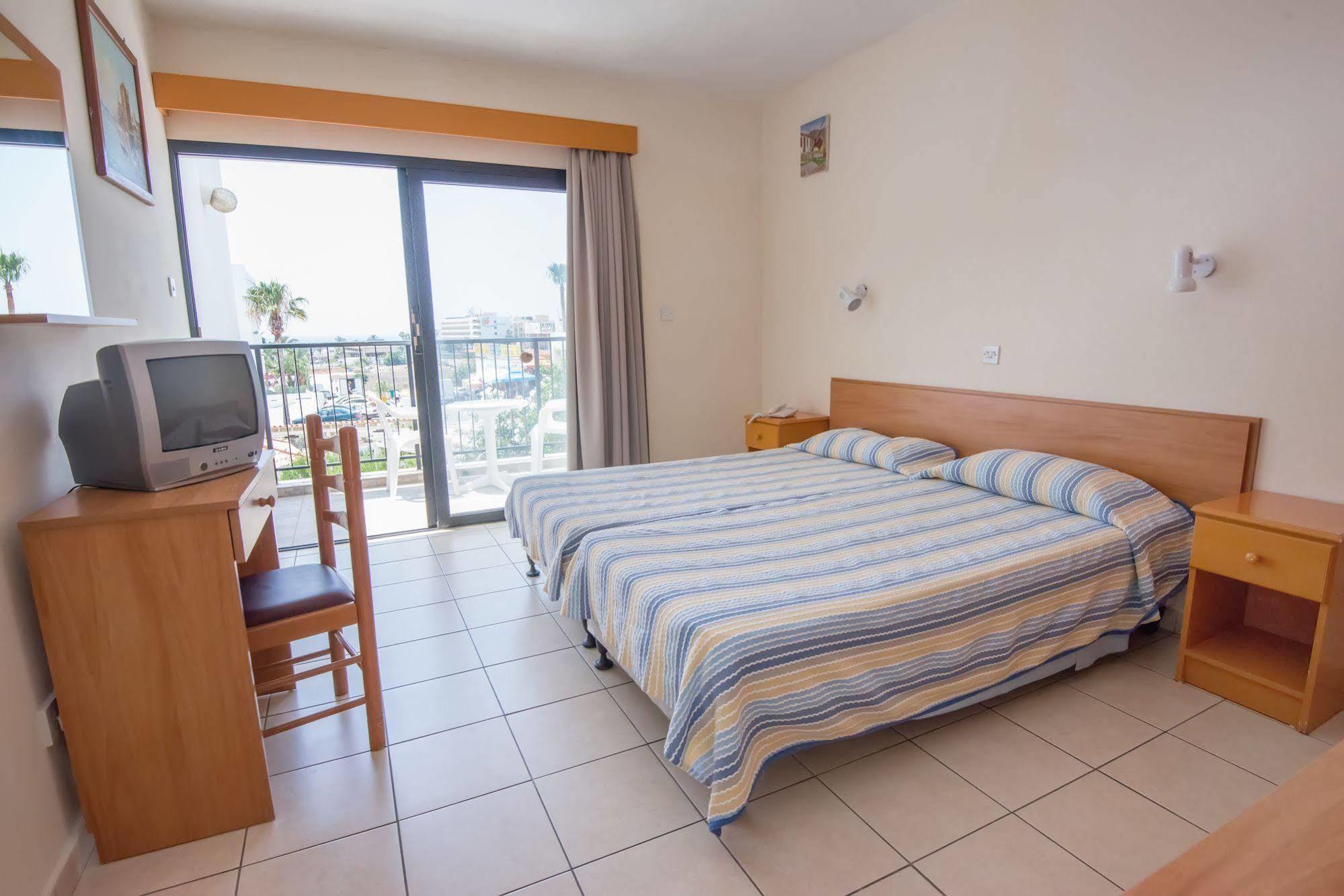 Kkaras Hotel 3 Star Ayia Napa Exterior foto