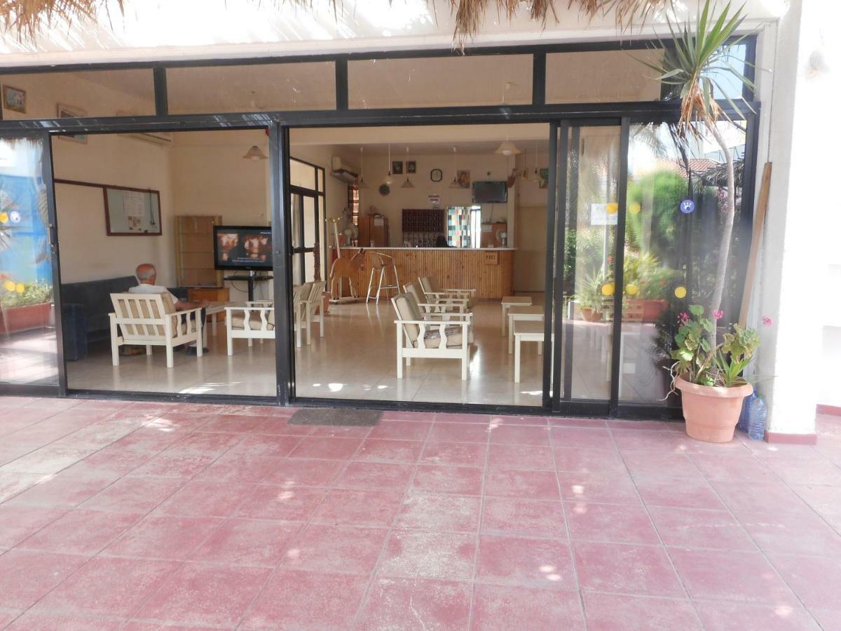 Kkaras Hotel 3 Star Ayia Napa Exterior foto
